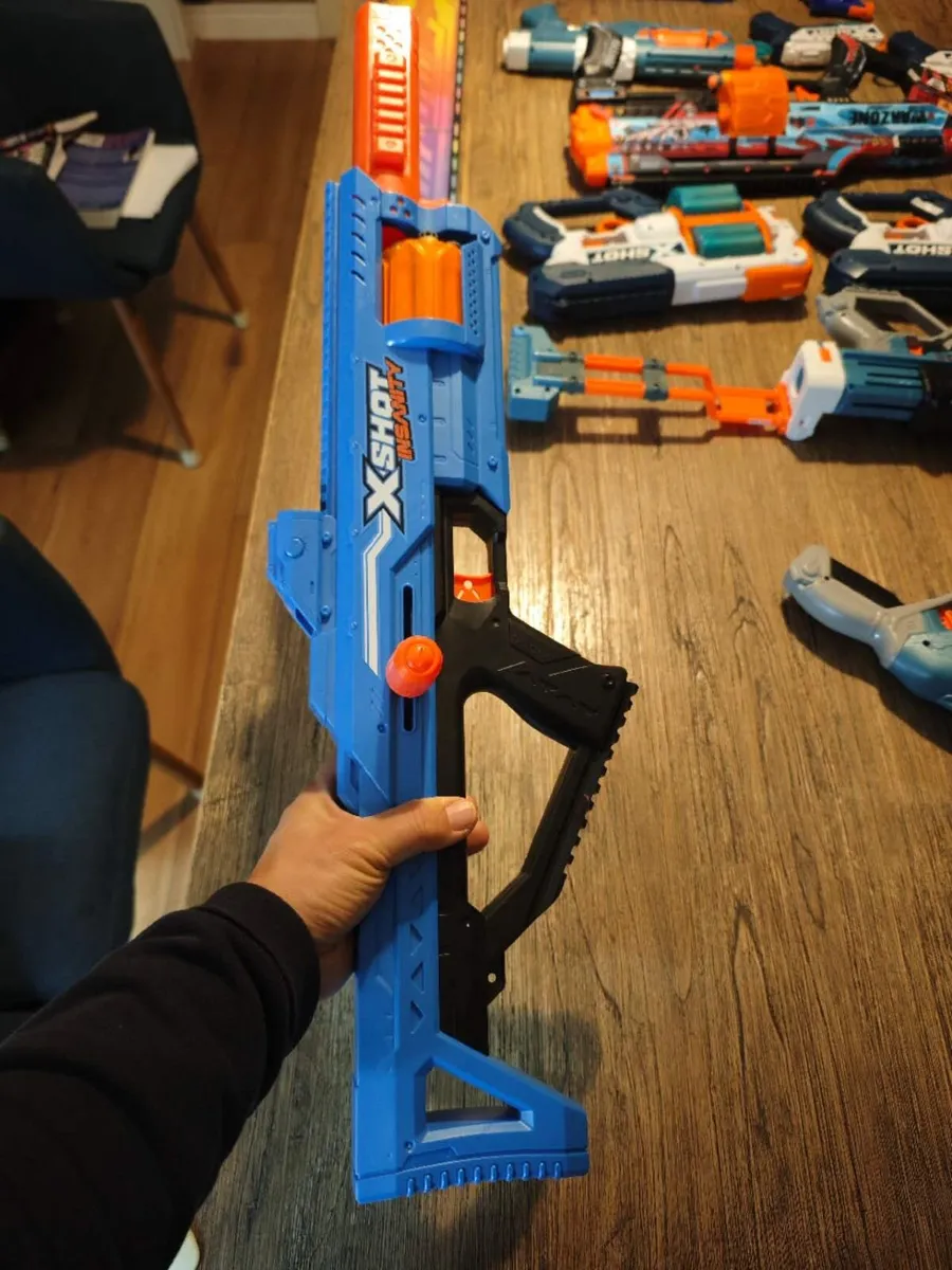 Nurf guns and ammo, and two casino toys /Dublin - Image 4