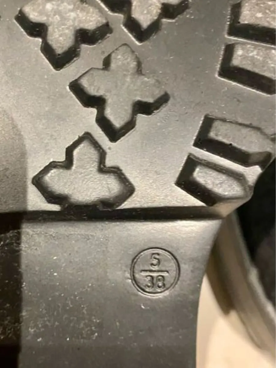 Open toe black swede Ankle boots - Image 3