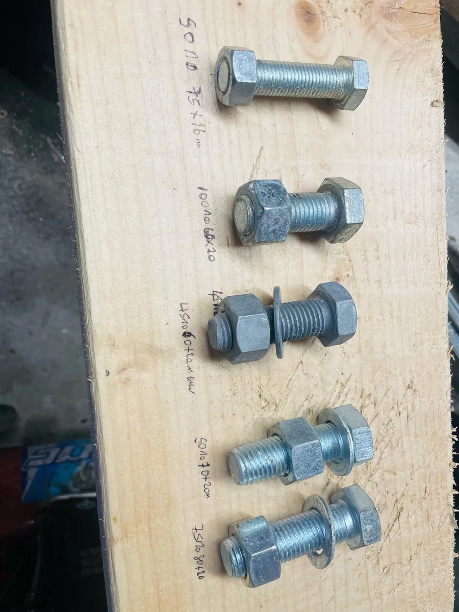Zinc and galvanised bolts - Image 1