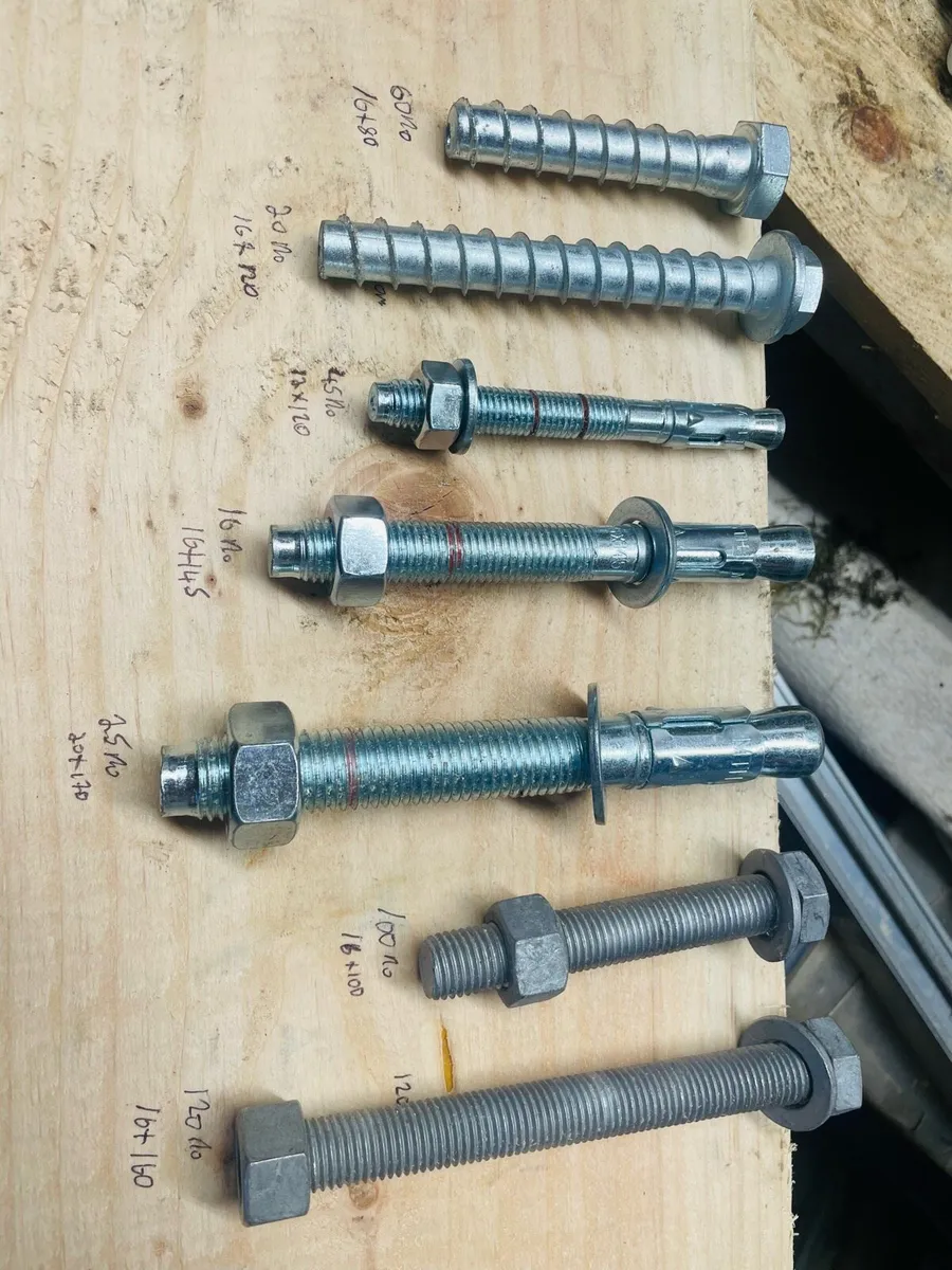 Zinc and galvanised bolts - Image 2
