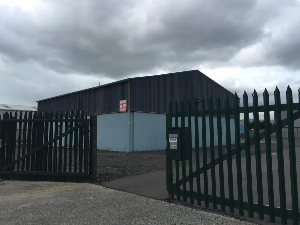 Commercial premises to let - Image 1