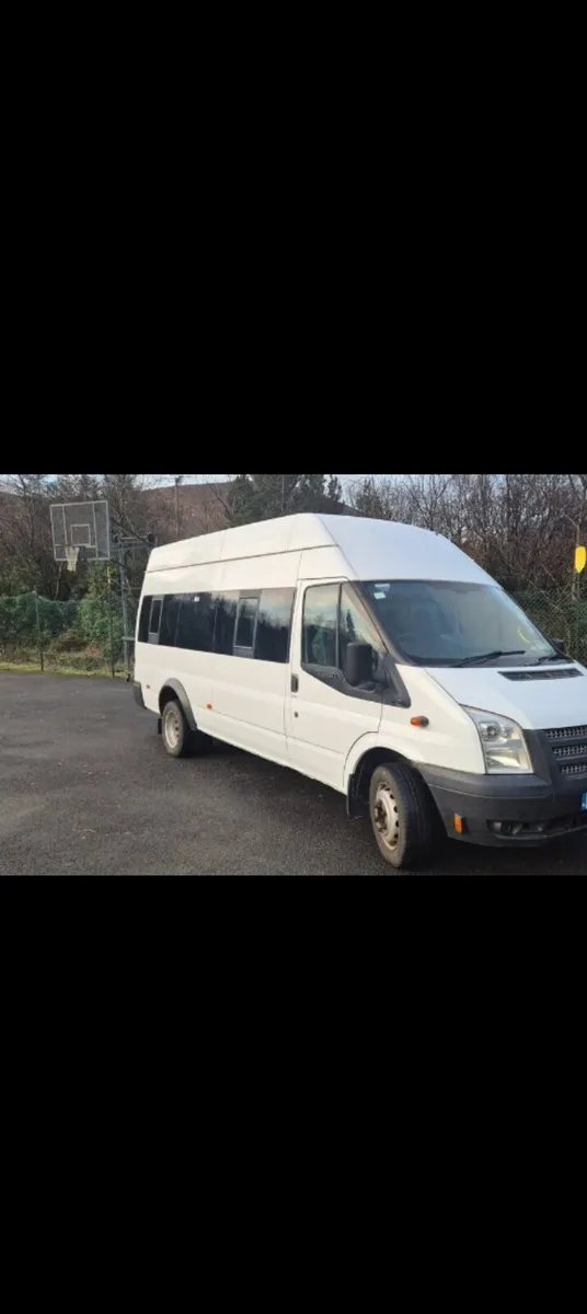 Ford transit minibus - Image 2