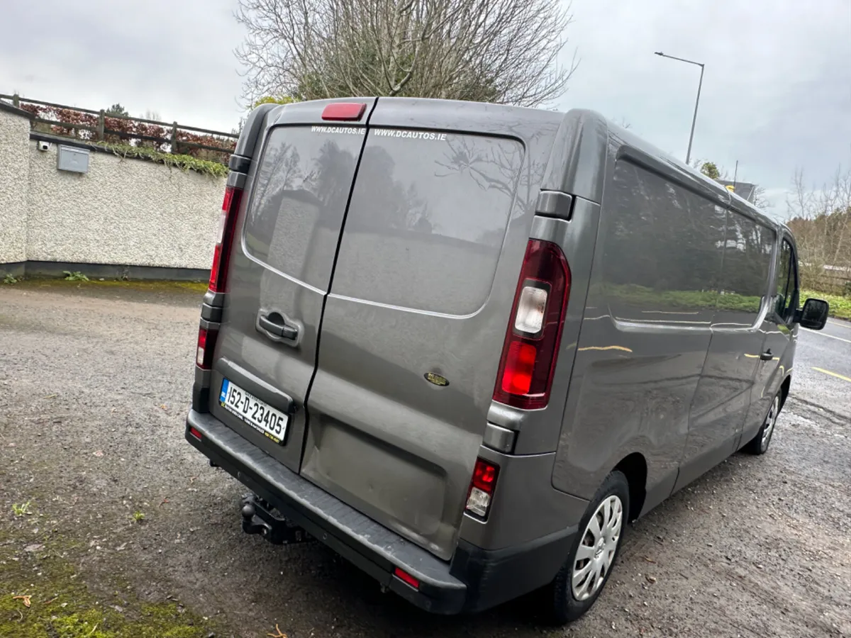 Renault Trafic 2015 - Image 3