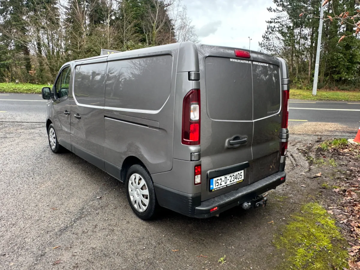 Renault Trafic 2015 - Image 2
