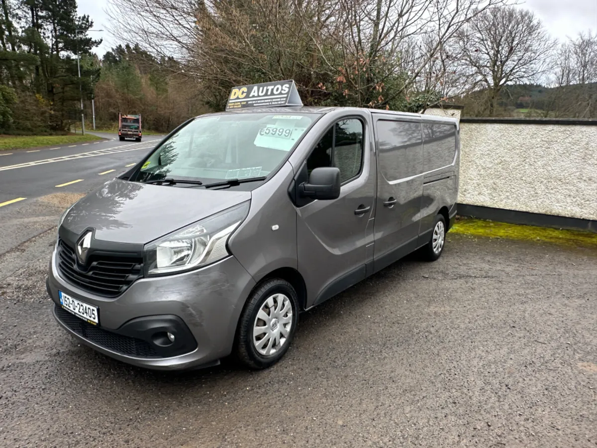 Renault Trafic 2015 - Image 1