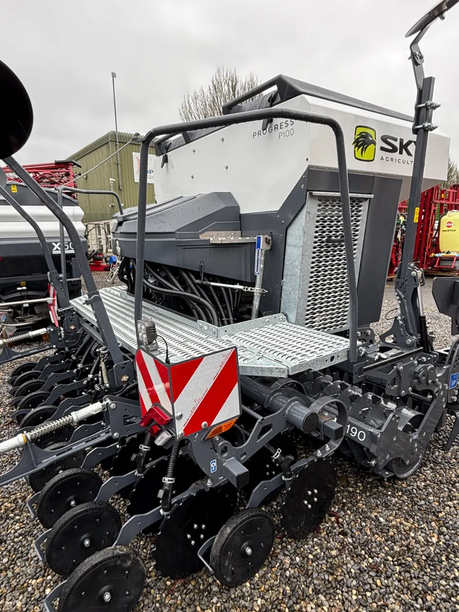 SKY Agriculture PROGRESS P100 - Image 1