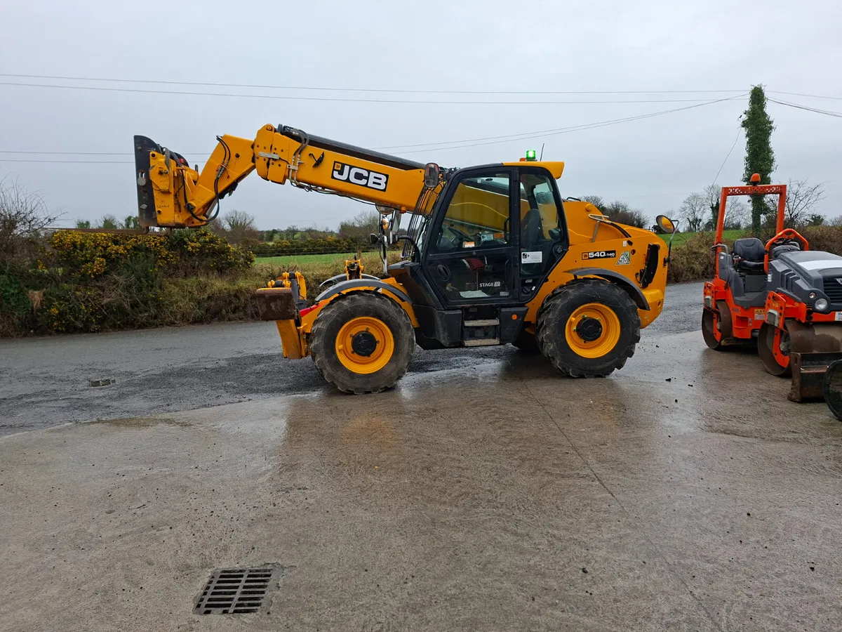 2021 JCB 540 140 Teleporter - Image 2