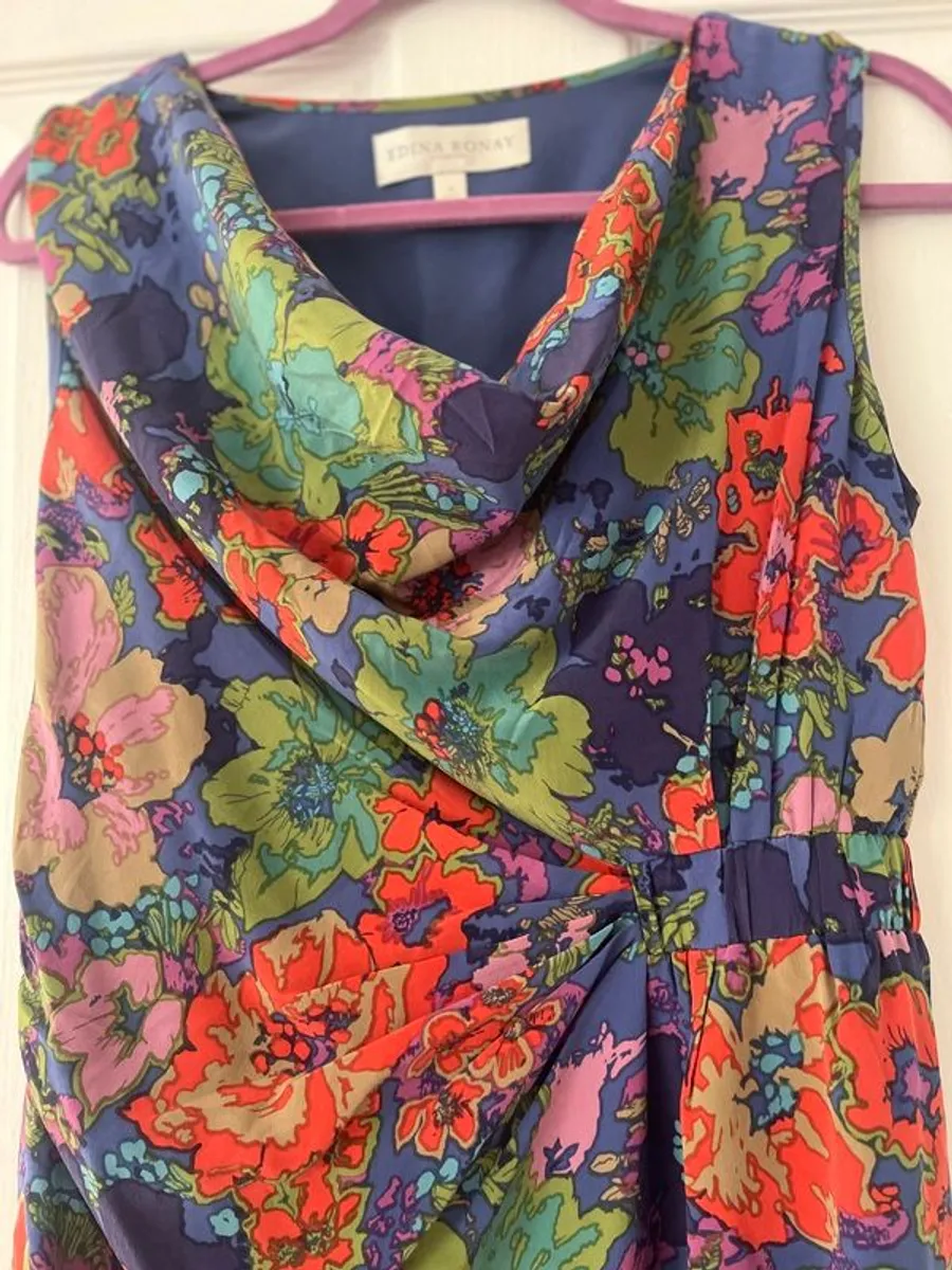 Ladies Elegant silk dresses - Image 2