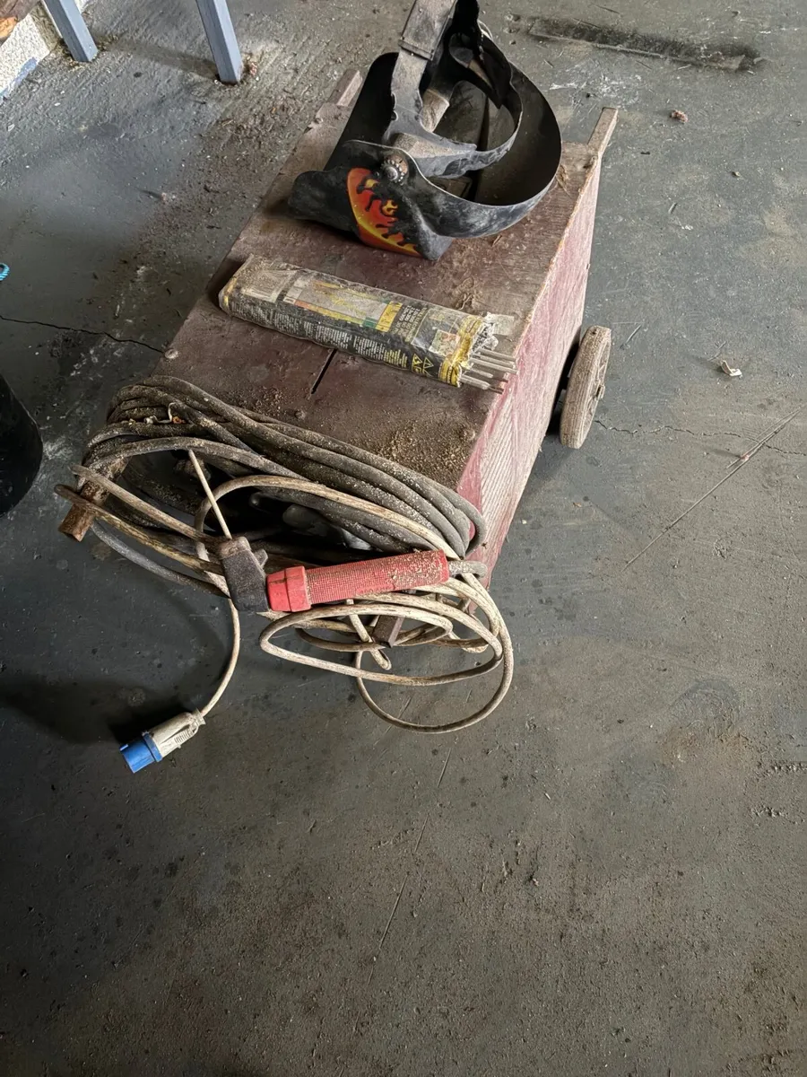 Ark welder tools & compressor - Image 2