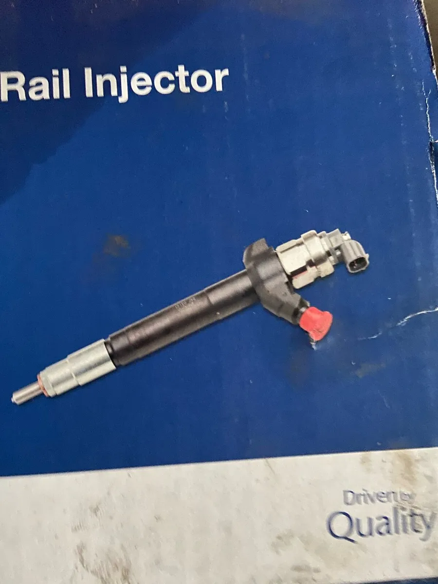 Toyota avensis 2012 injector s - Image 2