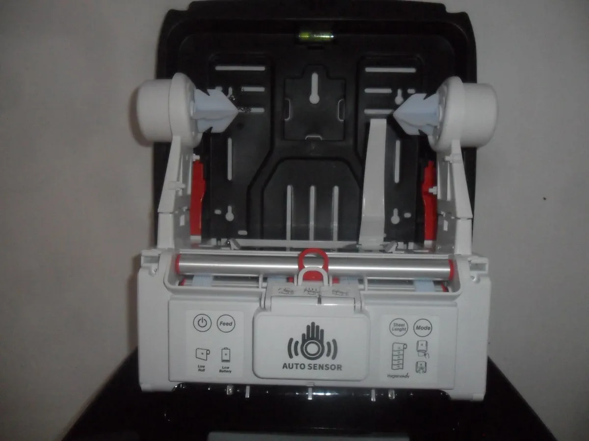 AutoSensor Roll Dispenser - Image 3