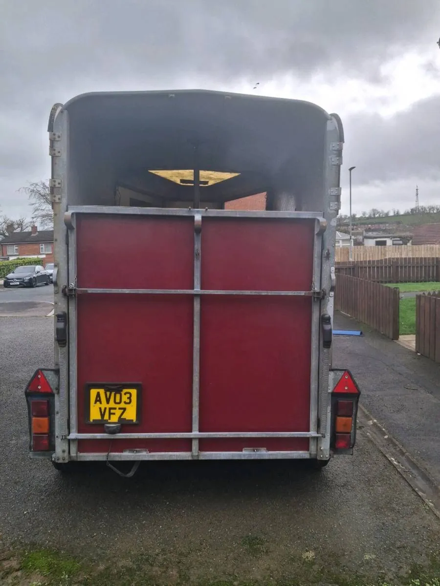 I for williams 505R double horsebox - Image 2