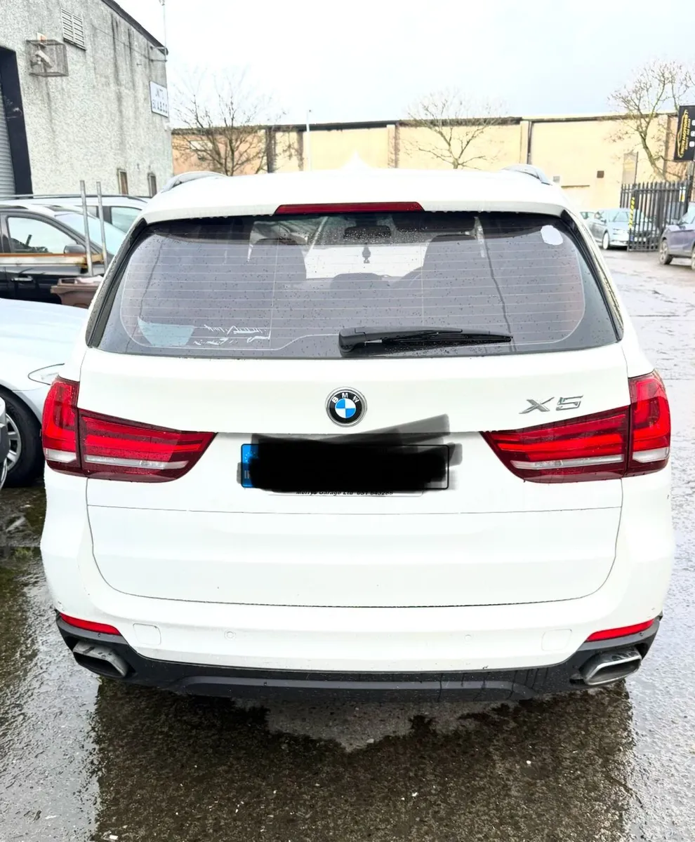 Run & Drive BMW X5 2016 - Image 1