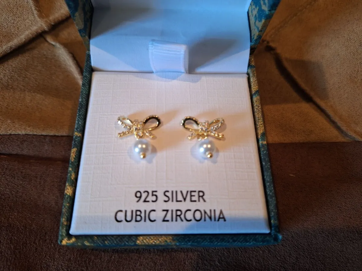 NEW Rachel Zoe Earrings - Image 2