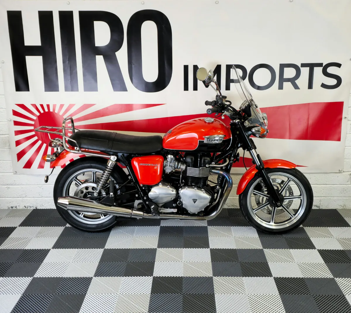 2012 Triumph Bonneville SE 865cc - Image 1