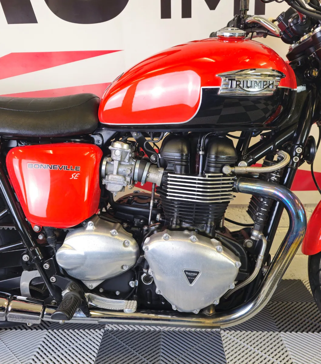 2012 Triumph Bonneville SE 865cc - Image 2