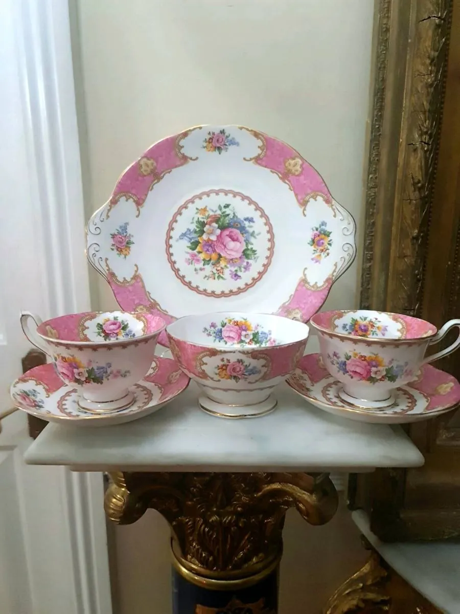 Royal Albert Lady Carlyle POSTAGE AVAILABLE - Image 4