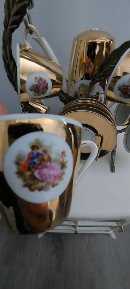 Vintage Bovaria Tea/Coffee Set with stand - Image 3