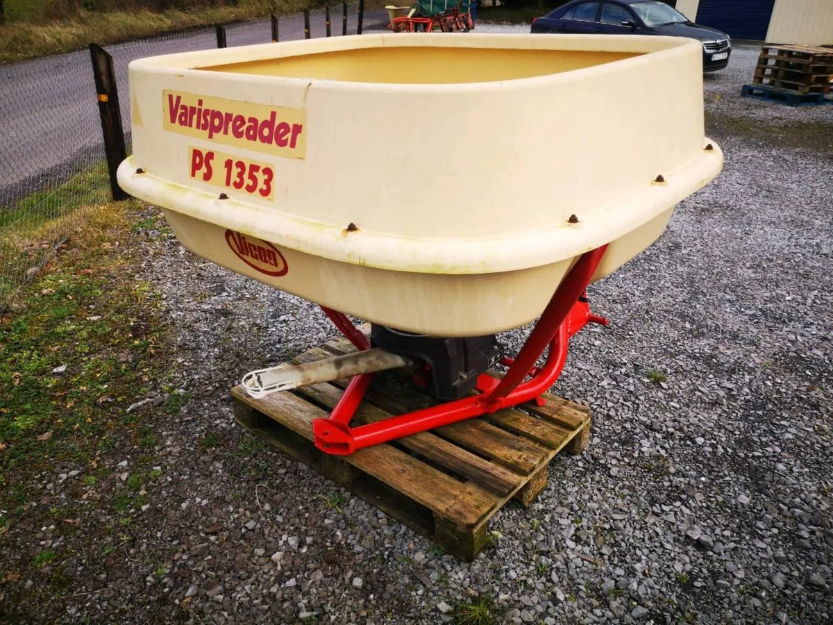 Vicon Fertiliser Spreaders - Image 4