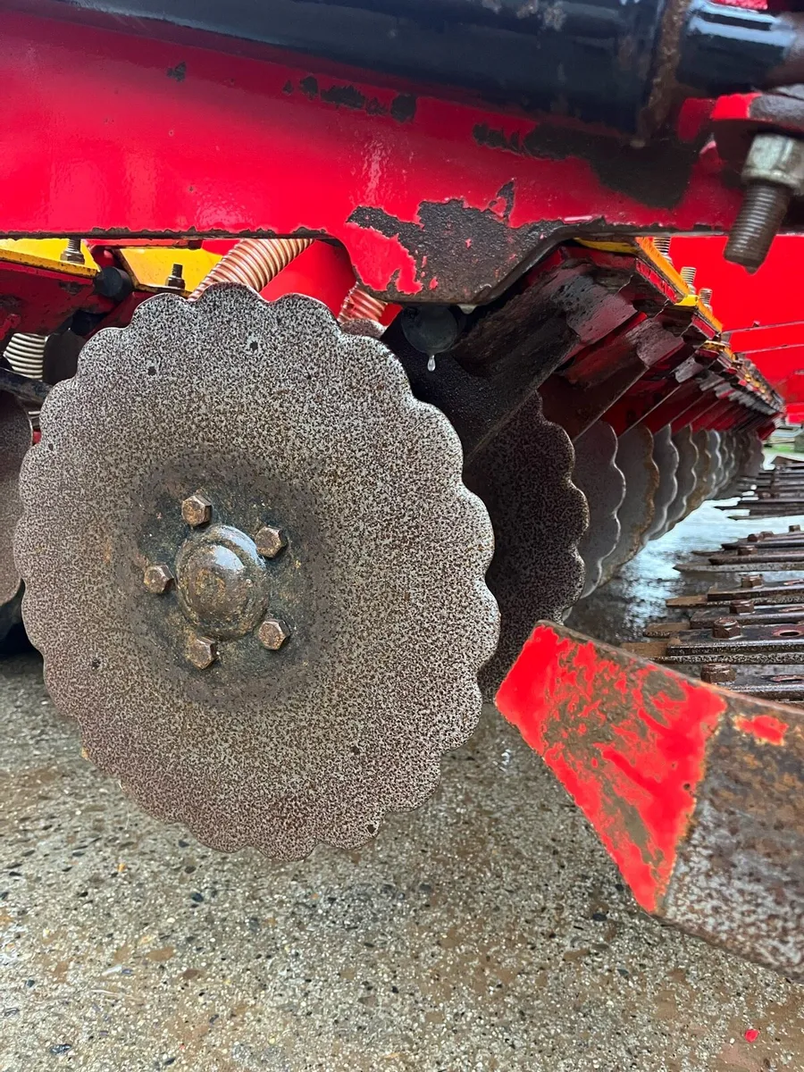 Vaderstad Rapid 400F - Image 4