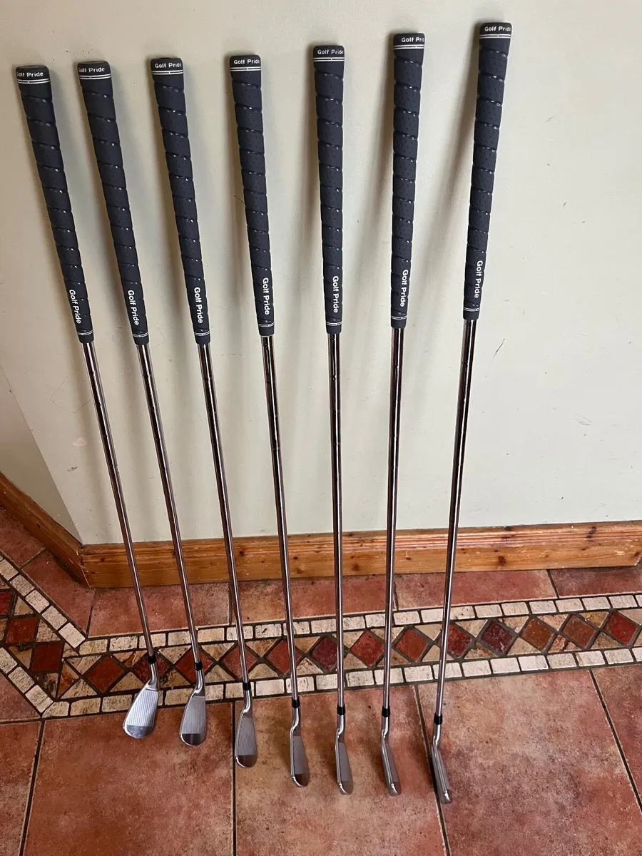 Titleist T100/ T150 Combo Set 3rd Gen - Image 1
