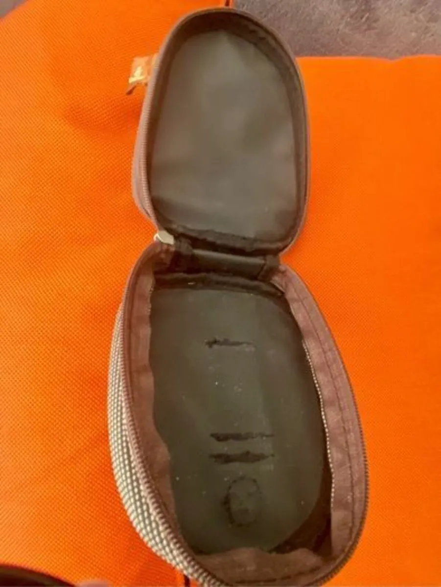 Emirates airline pouch - Image 3