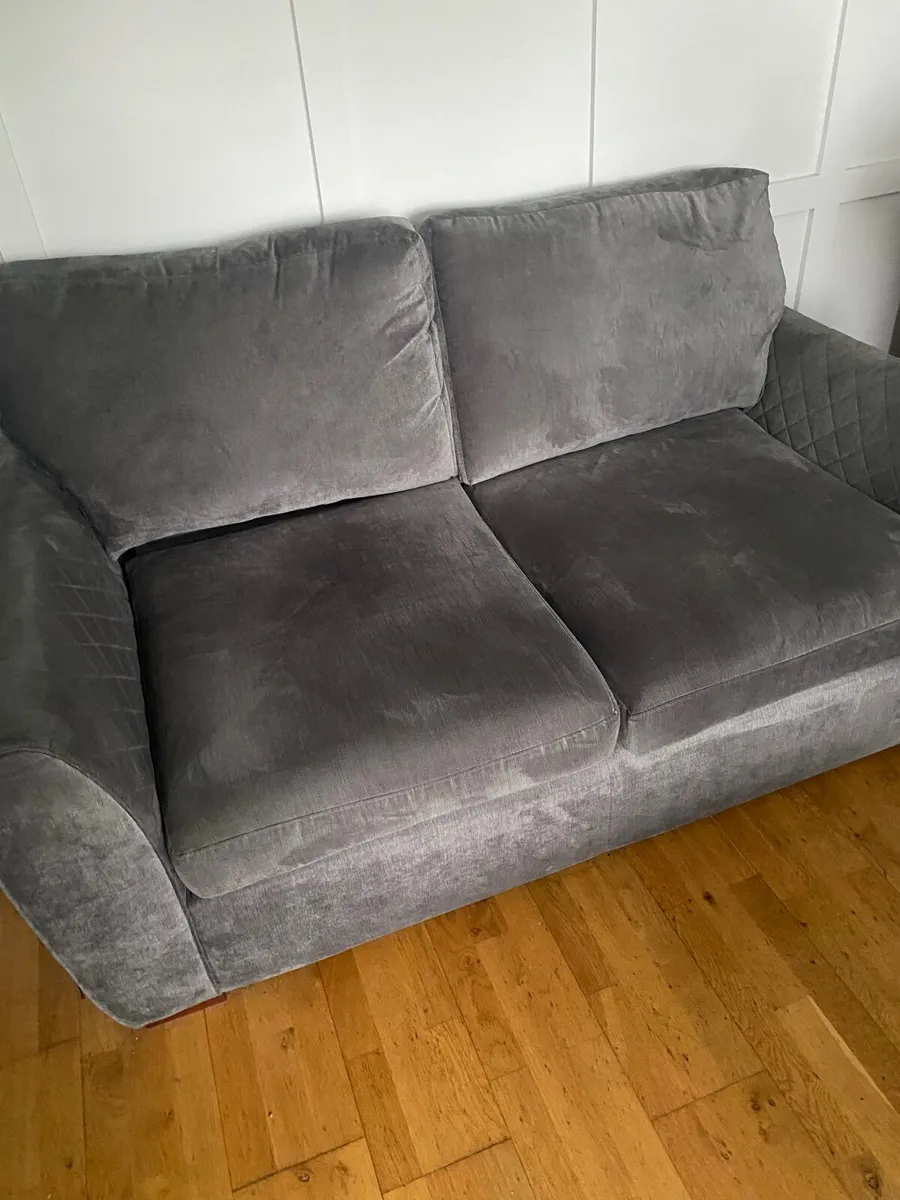 L shaped couch & 2 seater couch - Image 3