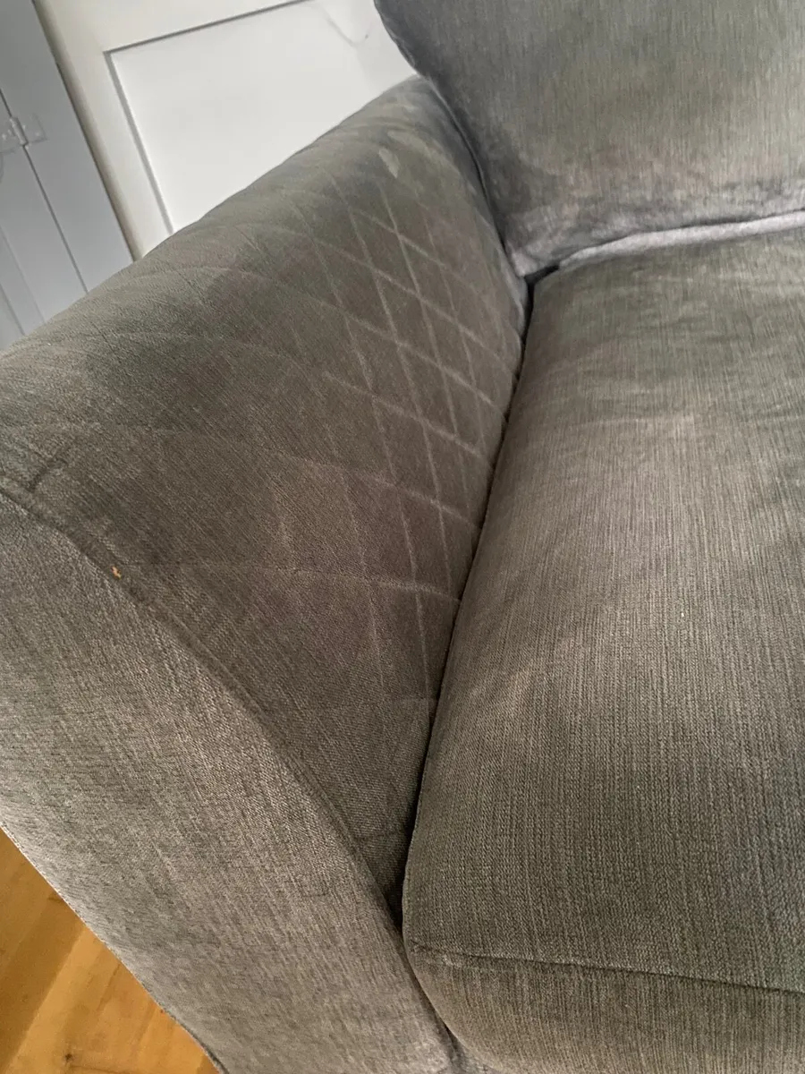 L shaped couch & 2 seater couch - Image 4