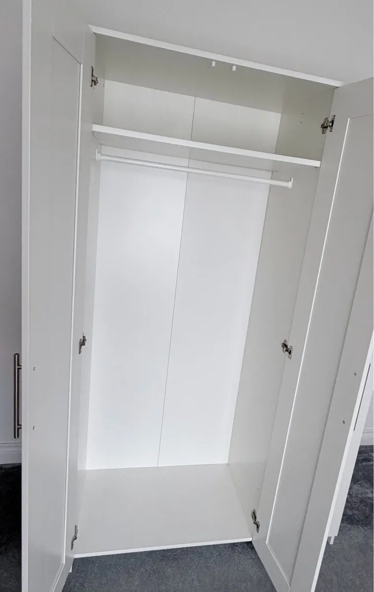 Wardrobe 2x - Image 2