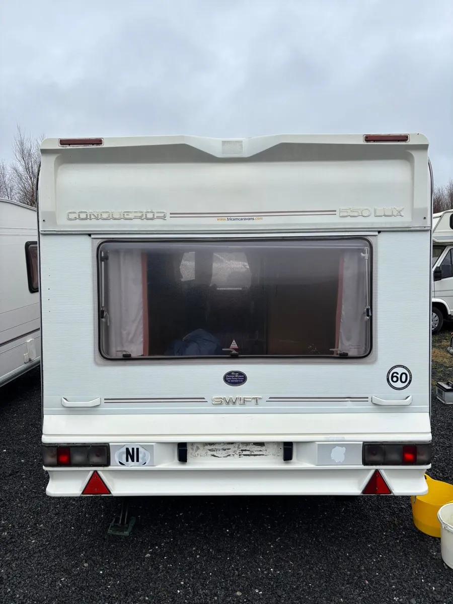 Swift conqueror 5 berth caravan for sale - Image 3