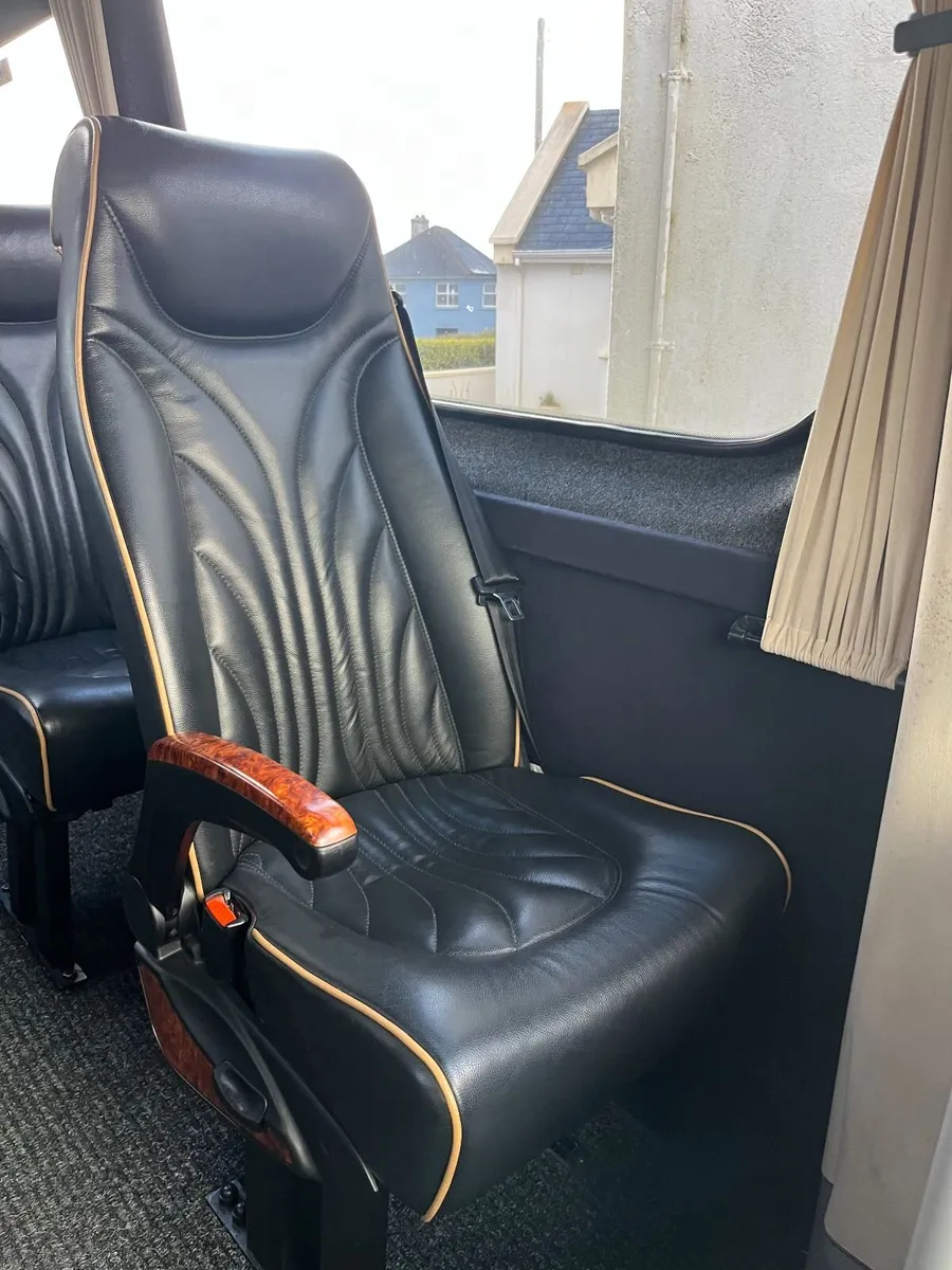 Mini Coach Seats - Image 1