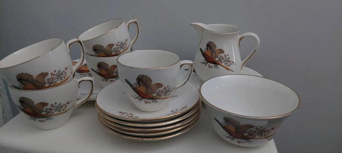 Carrigaline Pottery Tea Set - Image 1