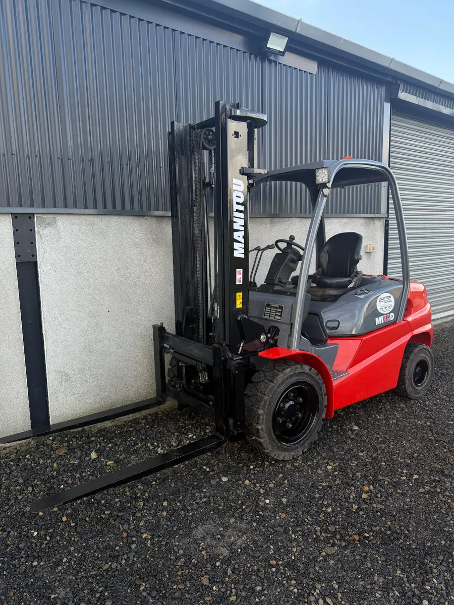 Manitou MI35D Forklift - Image 2