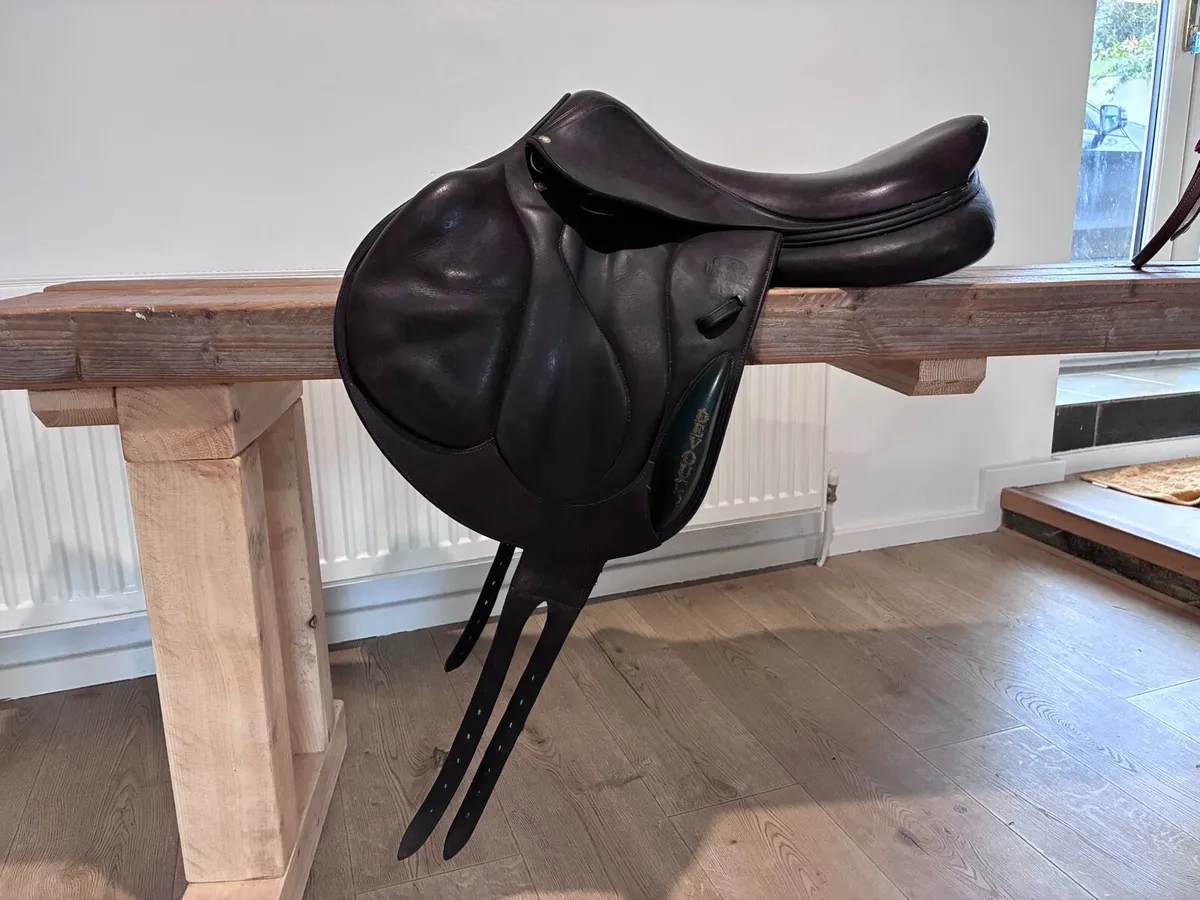 Devacoux Monoflap saddle - Image 1