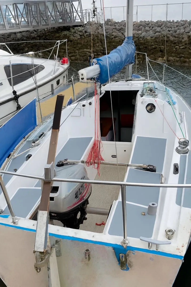 22 Sail Boat + Mooring/Trailer and Outboard - Image 4