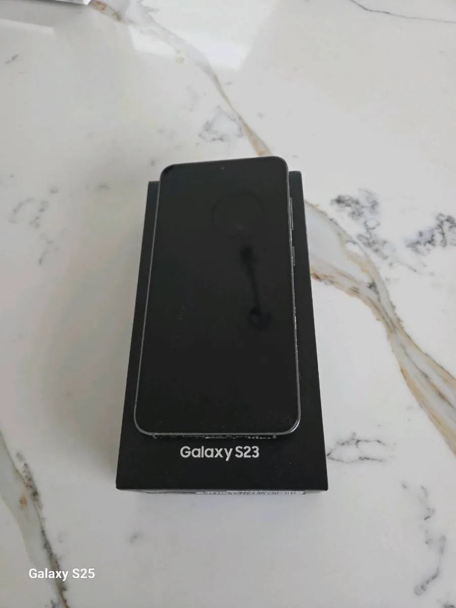 Samsung Galaxy S23 - Image 1