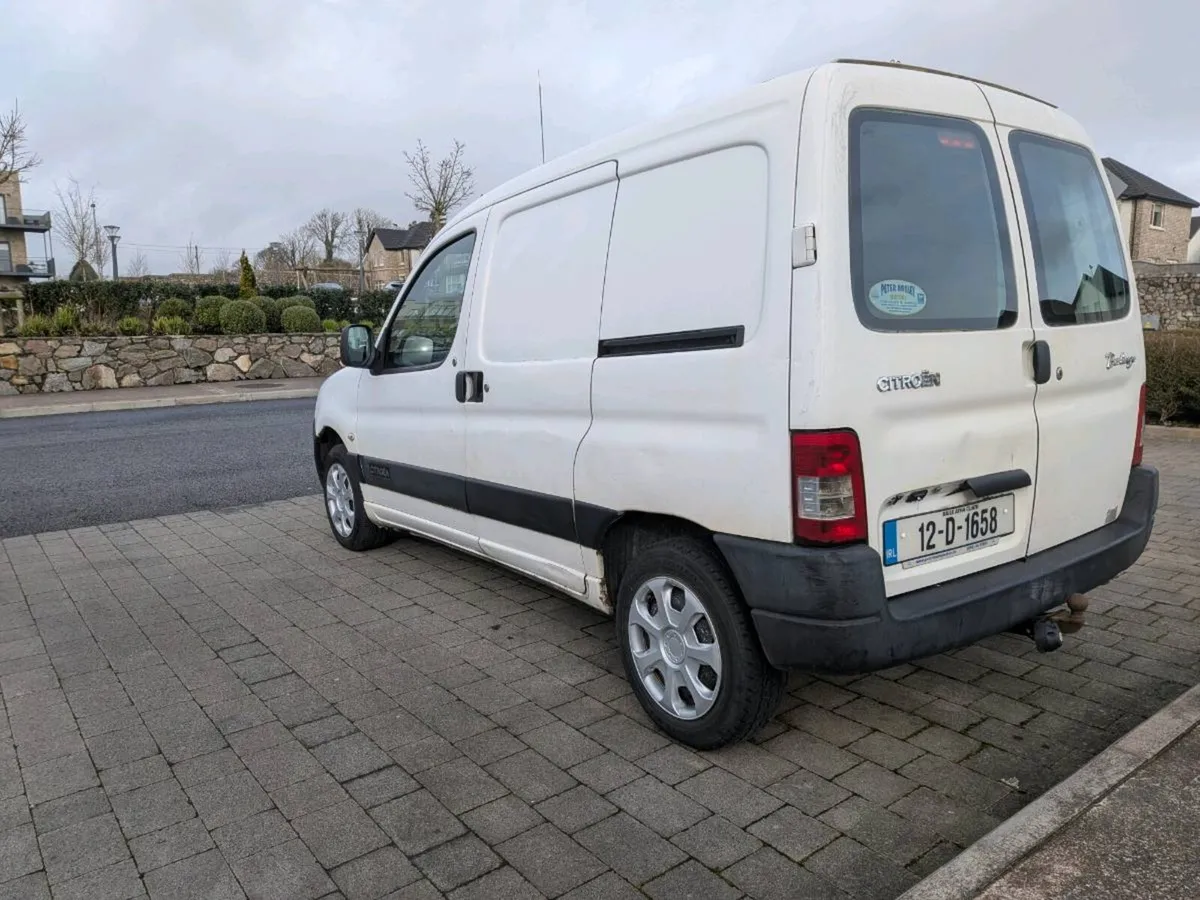 Citreon berlingo 2012 1.6 hdi valid mot + tax - Image 4