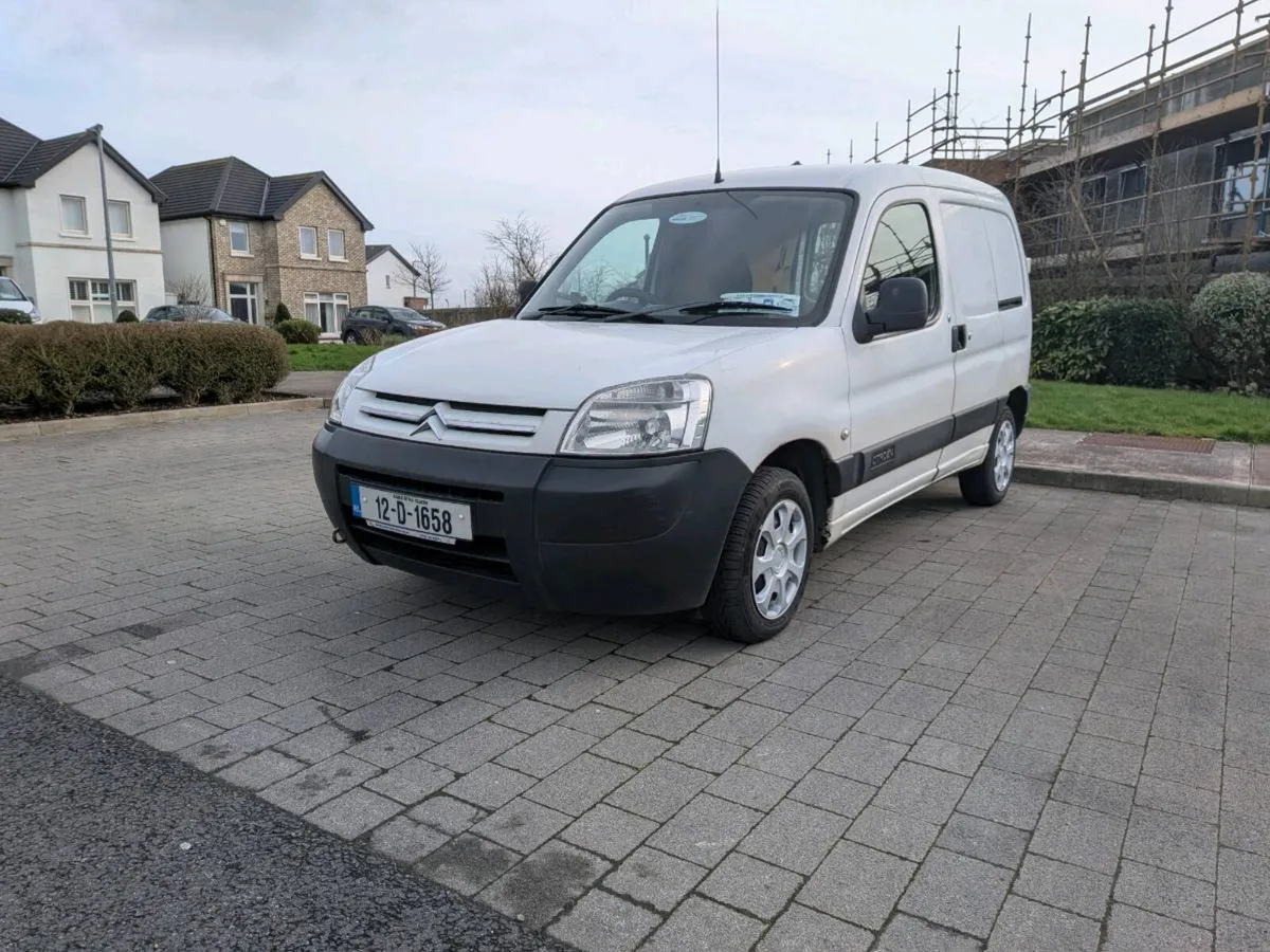 Citreon berlingo 2012 1.6 hdi valid mot + tax - Image 1