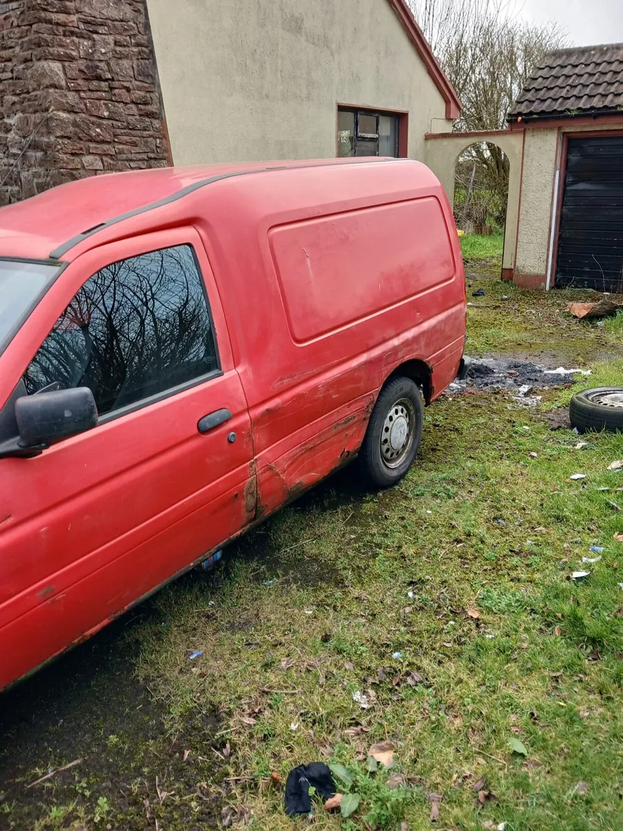 Ford escort van 2000 - Image 2