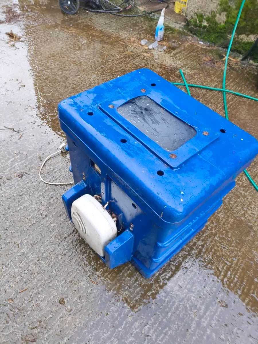 Lamb warming box - Image 2