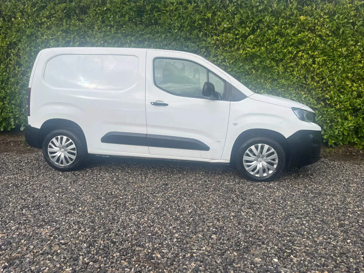 Peugeot Partner  Professional - Image 4