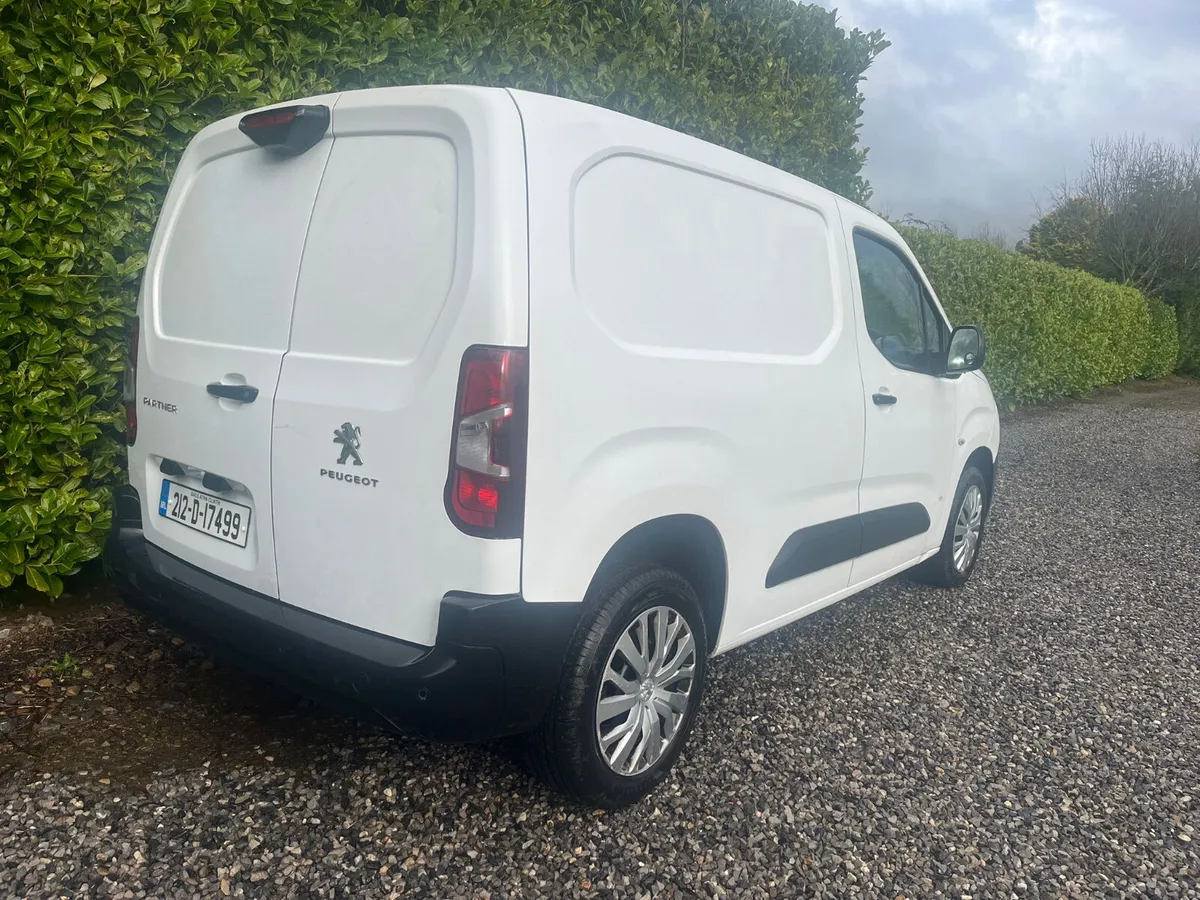 Peugeot Partner  Professional - Image 3