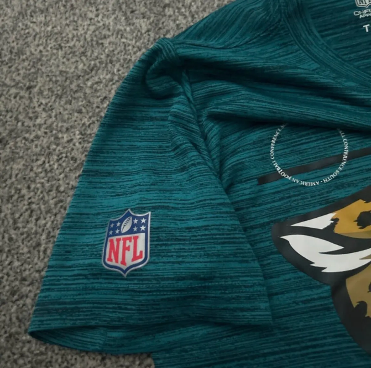 NFL Jacksonville Nike T-shirt - Image 3