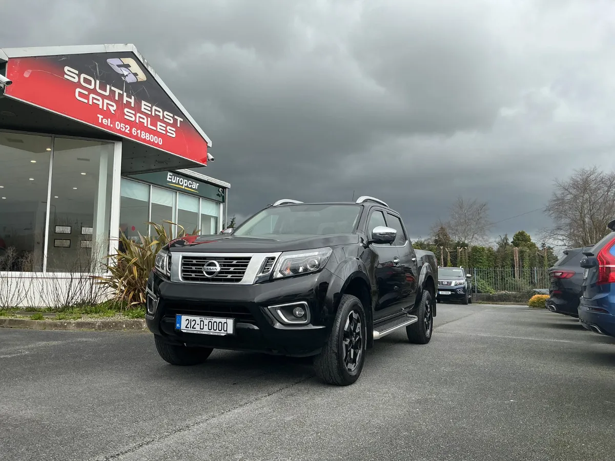 2021 NISSAN NAVARA TEKNA 2.3DCI CREWCAB AUTO - Image 2