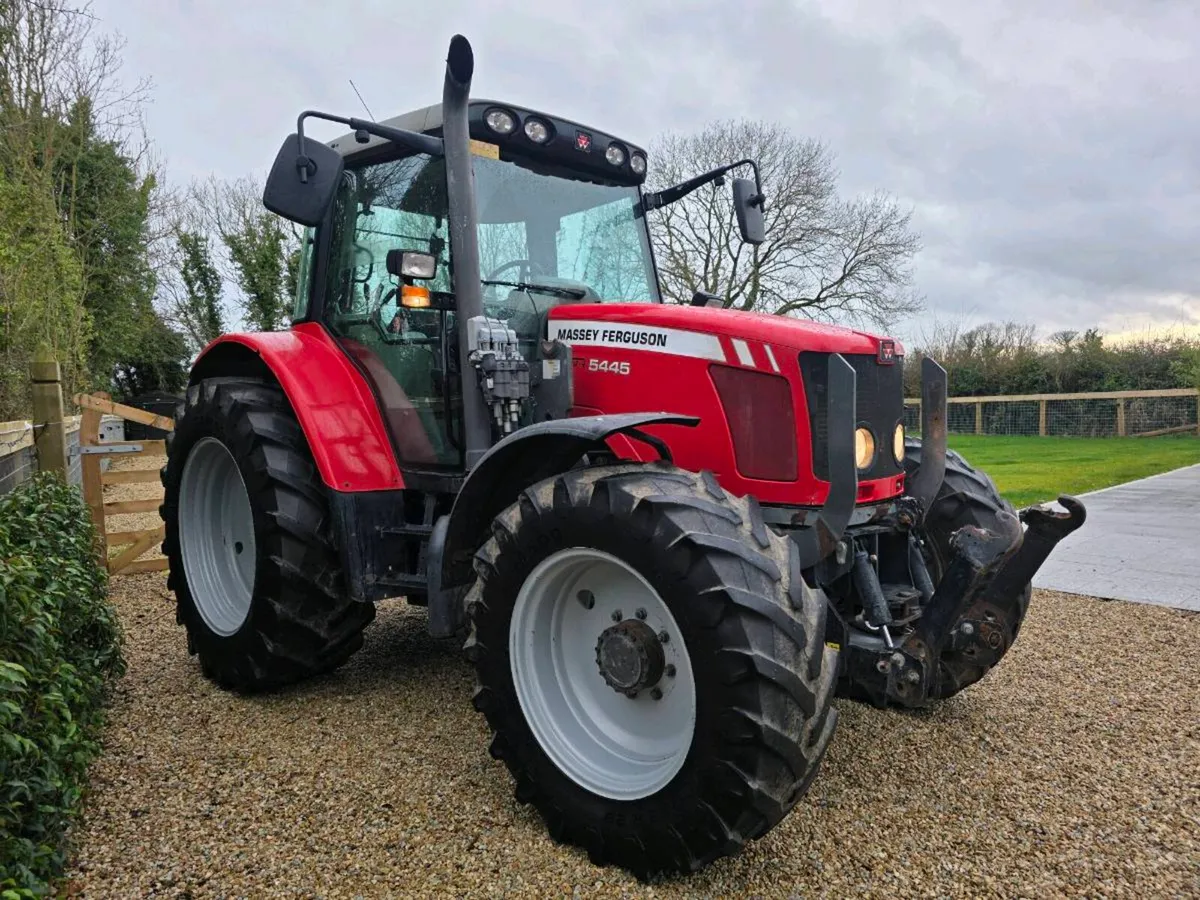2013 MASSEY FERGUSON 5445 DYNA -4 - Image 1