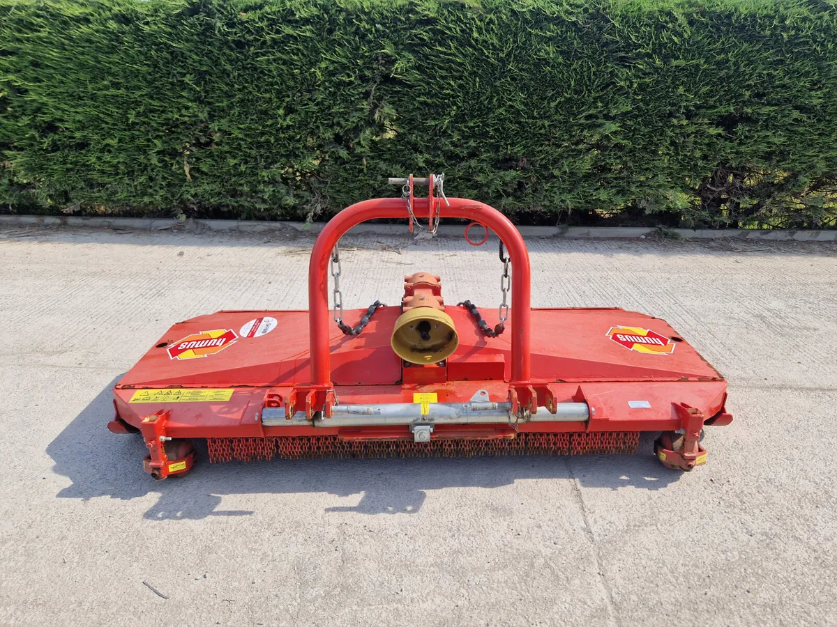 Humus STO 260 finishing mower - Image 1