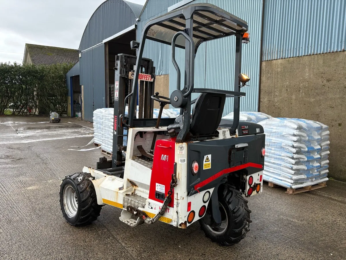 2013 Moffett Mounty M8 25.3 Forklift - Image 3