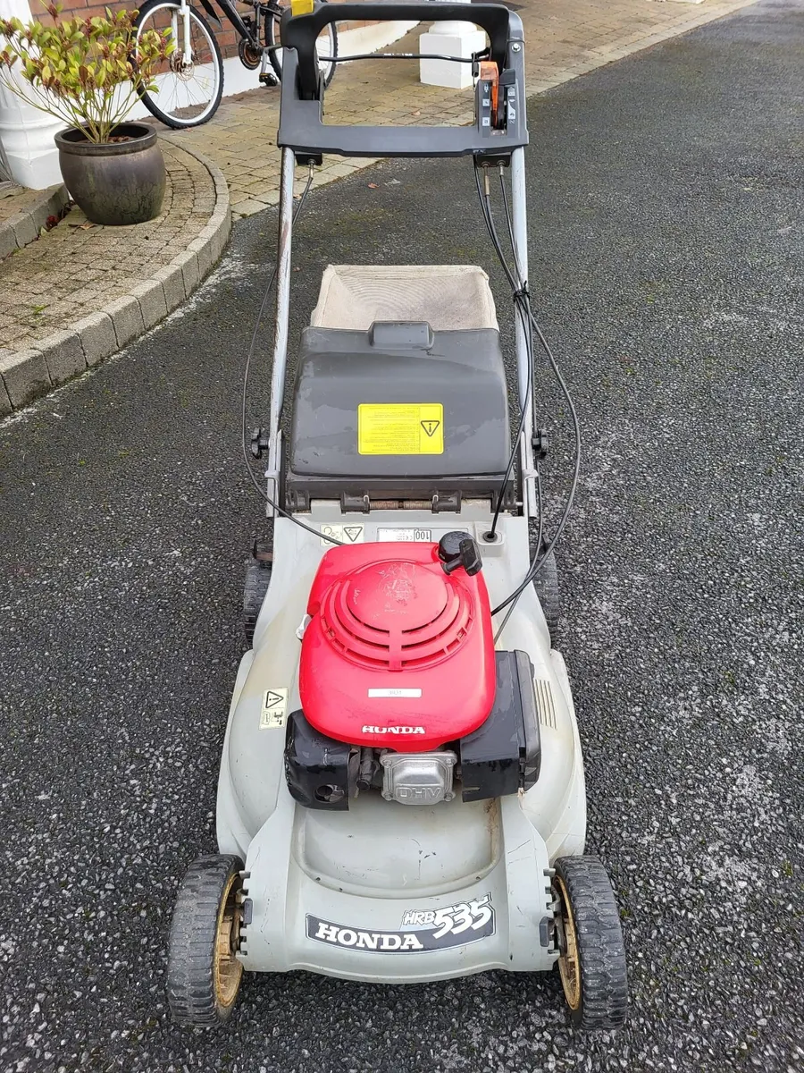 Honda HRB 535 Lawnmower - Image 1