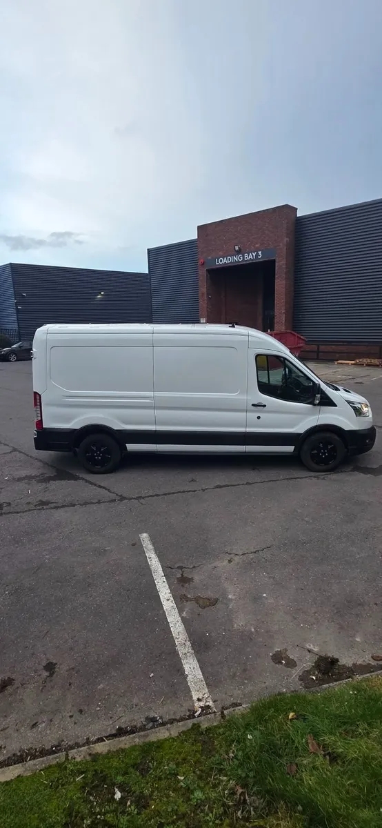 Ford Transit f350 lwb 2022 - Image 1