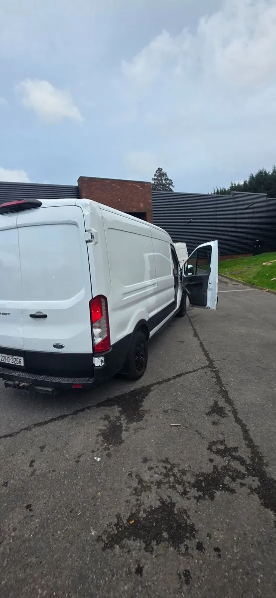 Ford Transit f350 lwb 2022 - Image 4